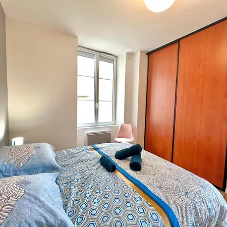 Le Cassiopee ~ T3 Avec Parking Proche Centre * Poitiers