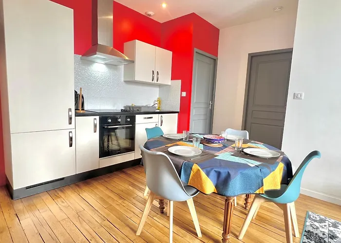 Le Cassiopee ~ T3 Avec Parking Proche Centre * Poitiers