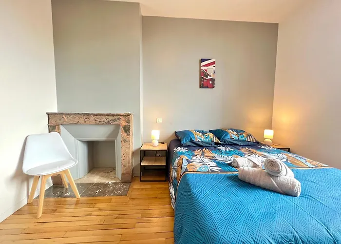 Le Cassiopee ~ T3 Avec Parking Proche Centre Poitiers